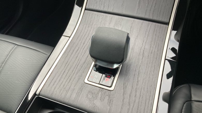 Land Rover Range Rover Evoque 1.5 P270e Autobiography 5dr Auto [Revised] Hatchback